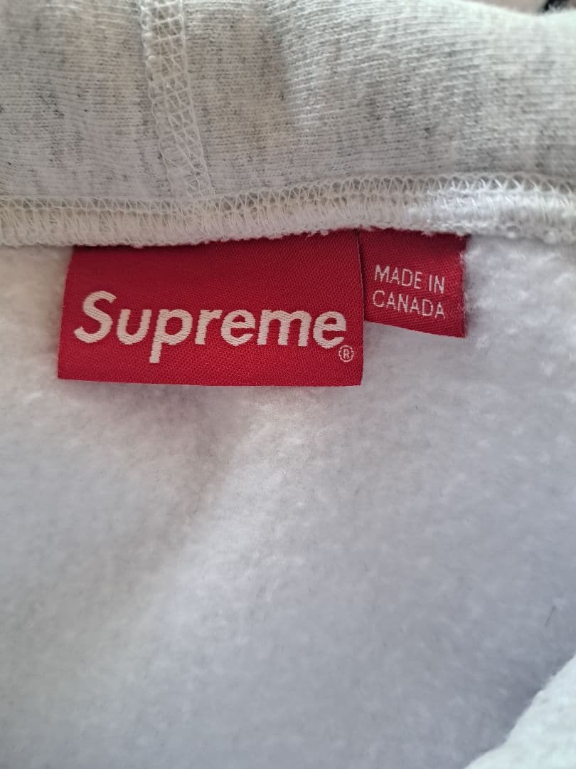 Supreme グレー フード付きパーカー　シュプリーム