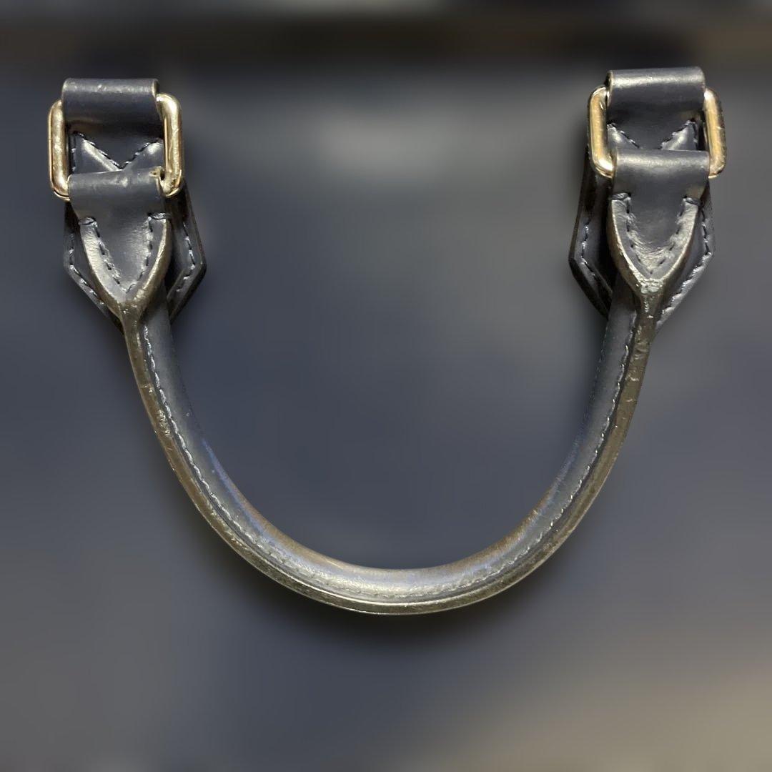 LOUIS VUITTON エピ　ネイビー ビジネスバッグ