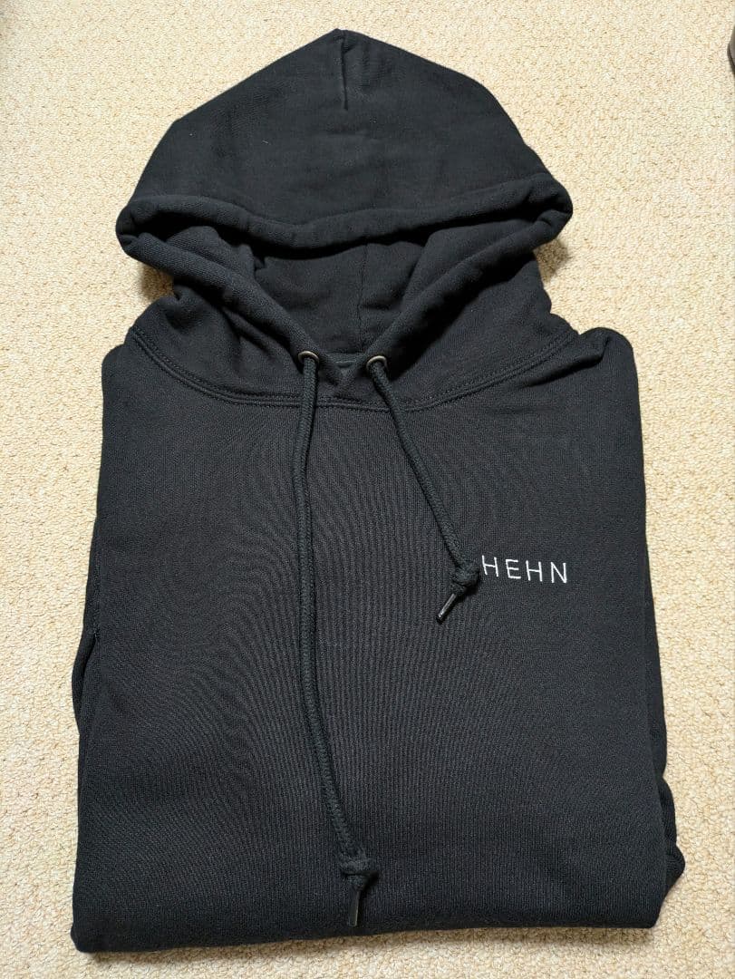 藤井風さん HEHNパーカー