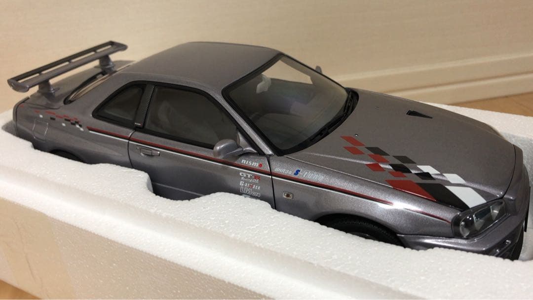 1/18 オートアート ニスモ スカイライン GT-R Sチューン(R34)
