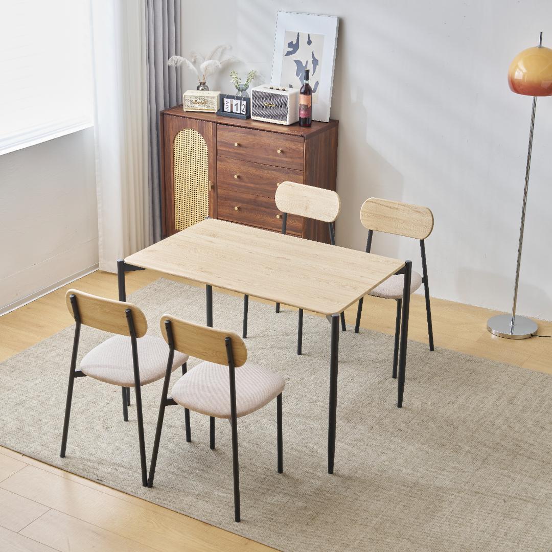 三連休大セール！4人用ダイニングテーブル　チェア付き食卓　人気品　NATURAL