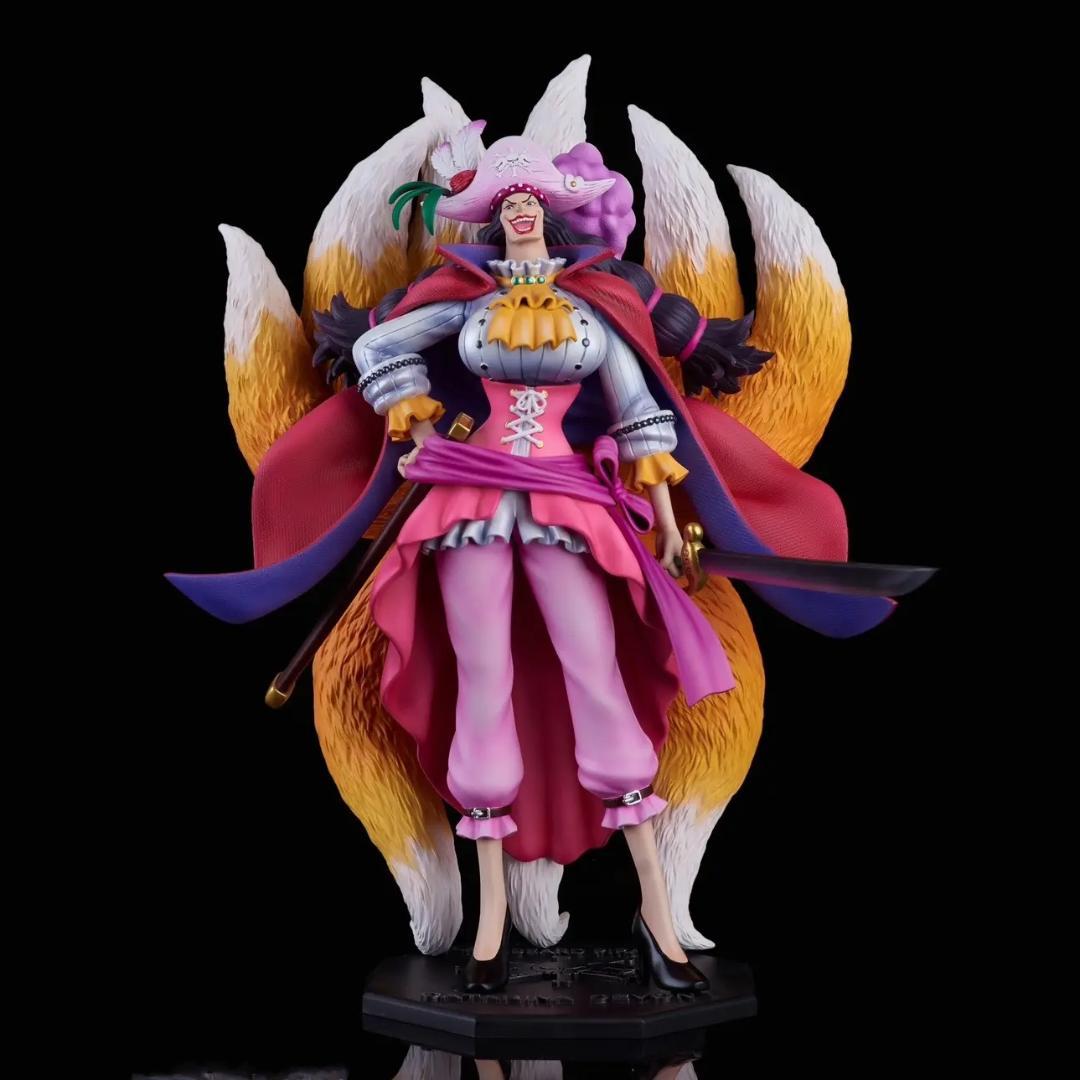 ワンピース カタリーナ・デボン フィギュア ガレージキット 塗装済み完成品 ワンピース カタリーナ・デボン フィギュア ガレージキット 塗装済み