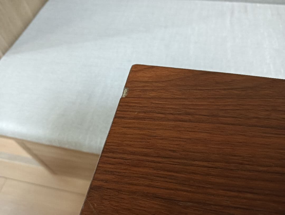 カリガリス（イタリア製）マスコッティ 昇降式テーブル