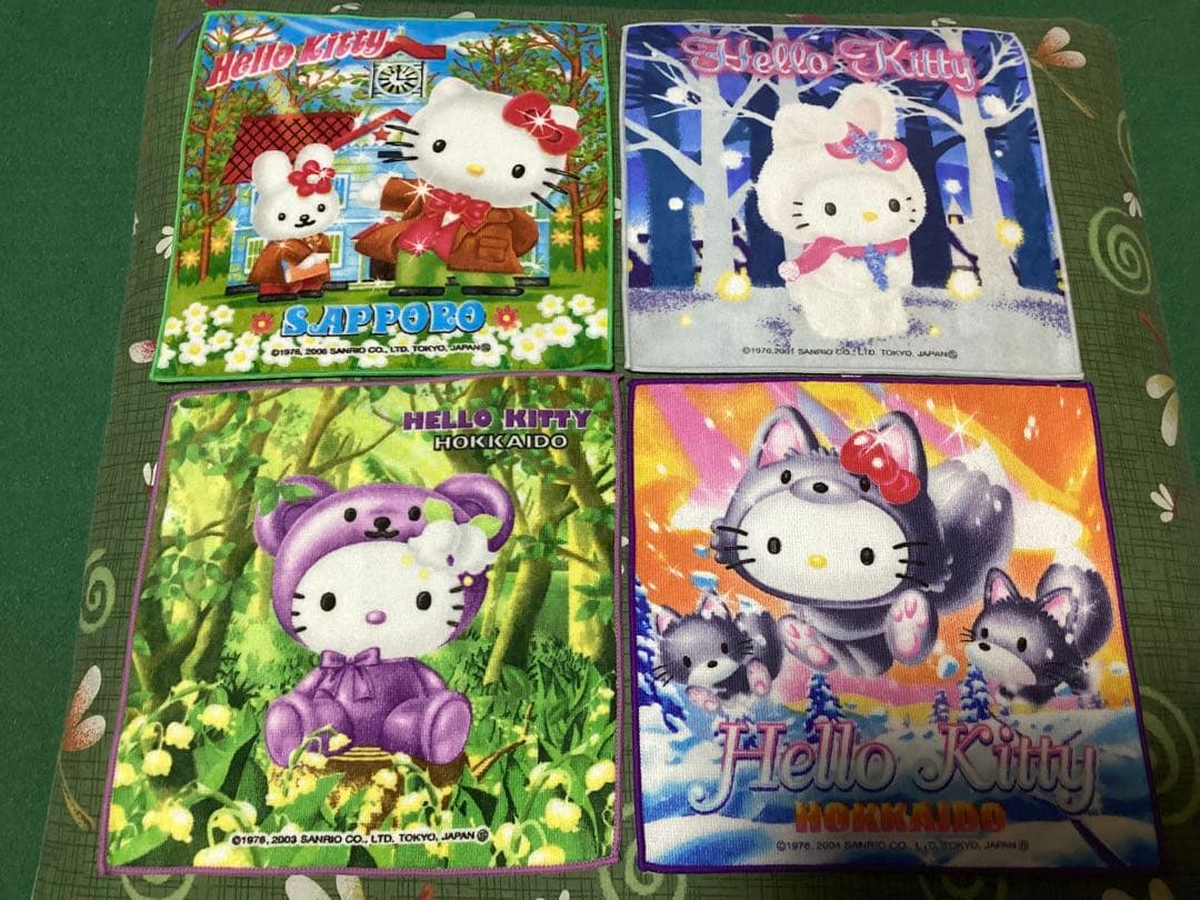ハローキティ　ご当地タオルハンカチ