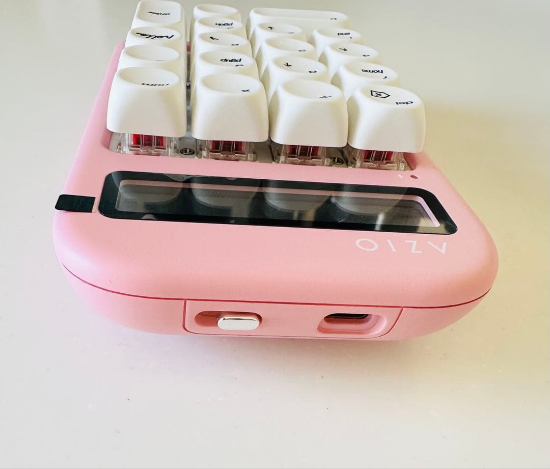 unboxing Pink Blossom keyboard set from @Azio 🌸 thank you so much