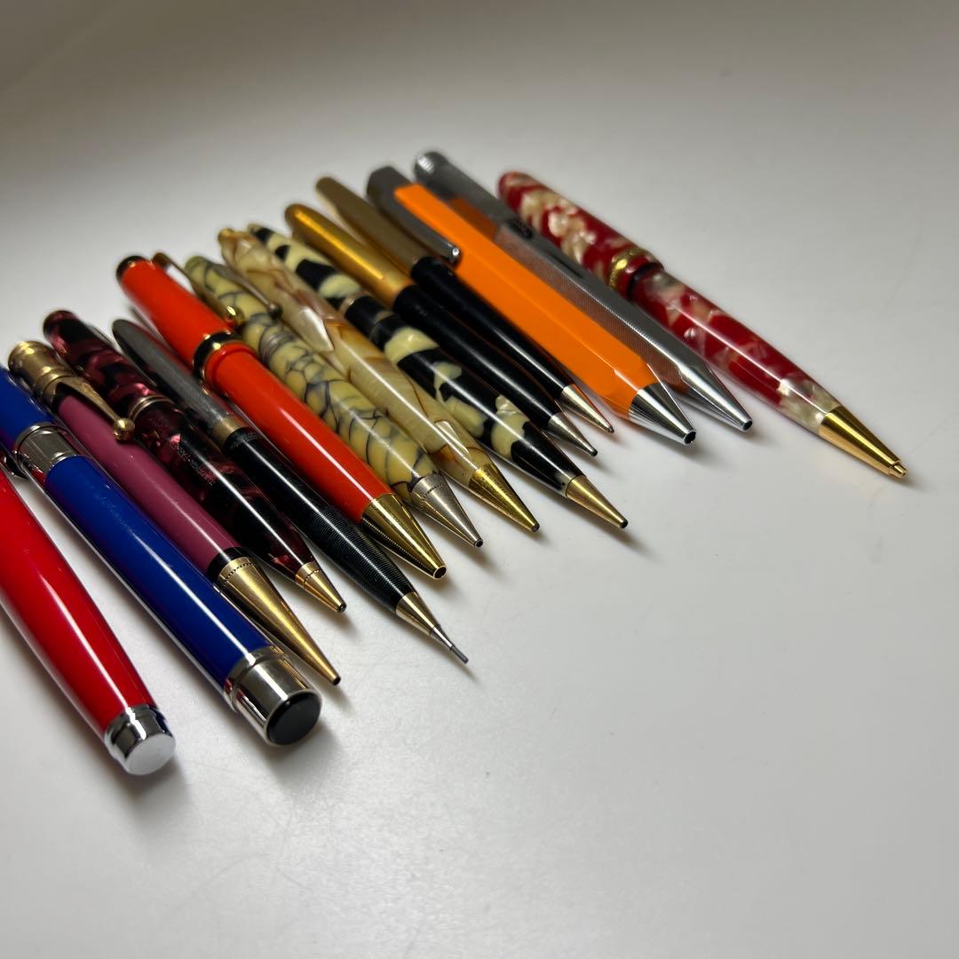 フェラーリ、ウォーターマン、プラチナ等ボールペン　万年筆色々　袋込312g