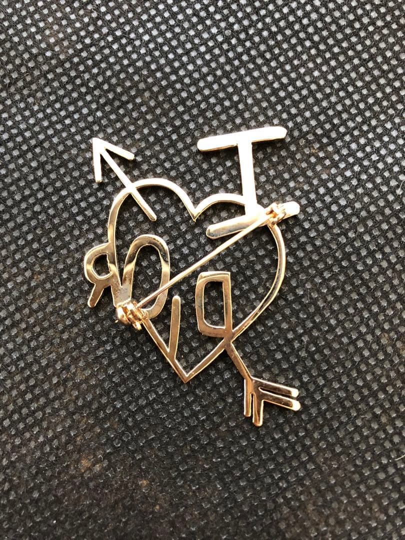 Dior ブローチ アイラブディオール ハートアンドアロー 未使用に近い