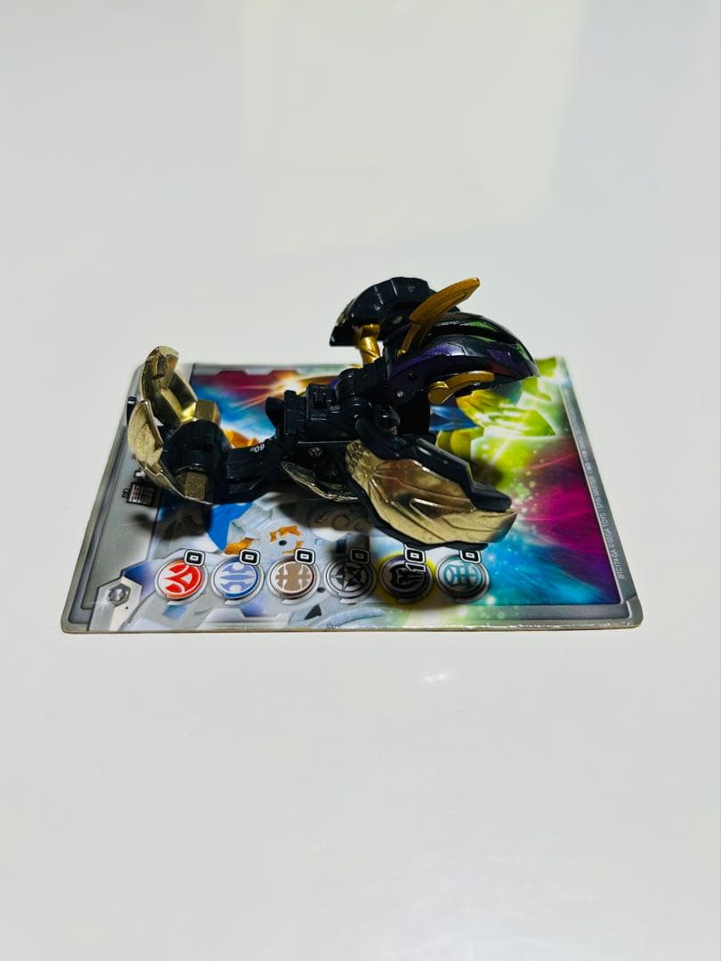 爆丸 覇タヴァネル プラパーツ付属