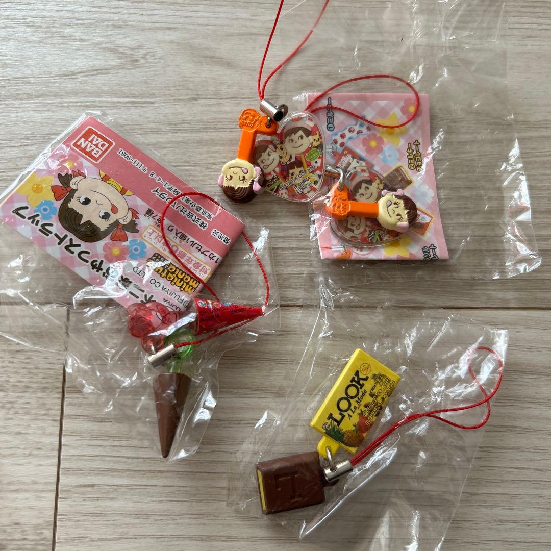 平成当時物　不二家おやつストラップ　10点　まとめ売り