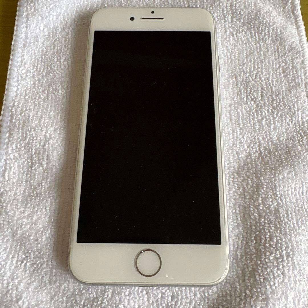 iPhone8 64GB ホワイト Apple バッテリー最大容量100%