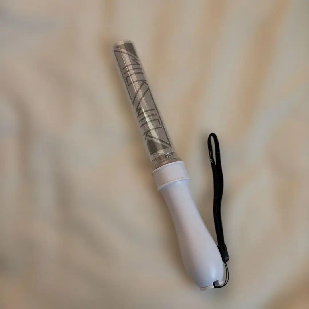 M!LK ペンライト 5色 カラチェン キンブレ【速達配送】