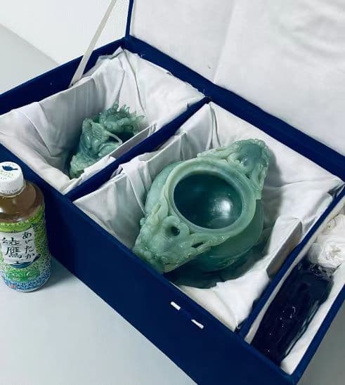 翡翠製獅子装飾置物 15cm