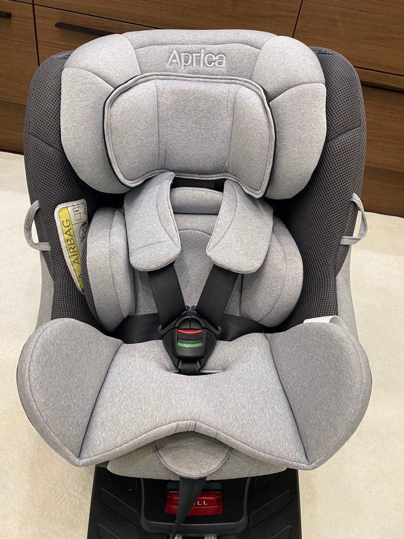 Aprica クルリラAC チャイルドシート グレー
