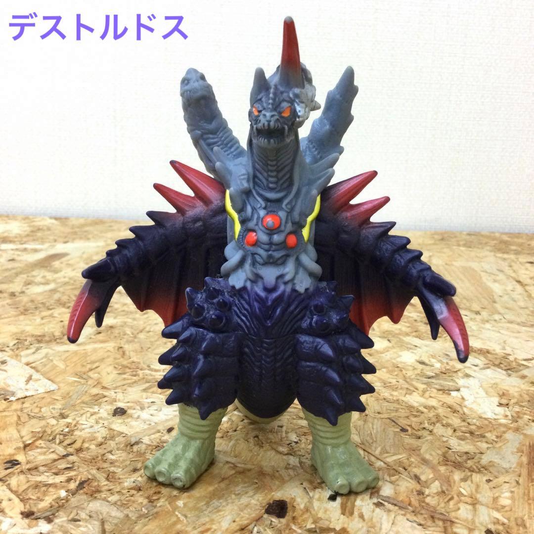 BANDAI ウルトラ怪獣　ソフビ人形　4体まとめセット　高さ12〜13cm
