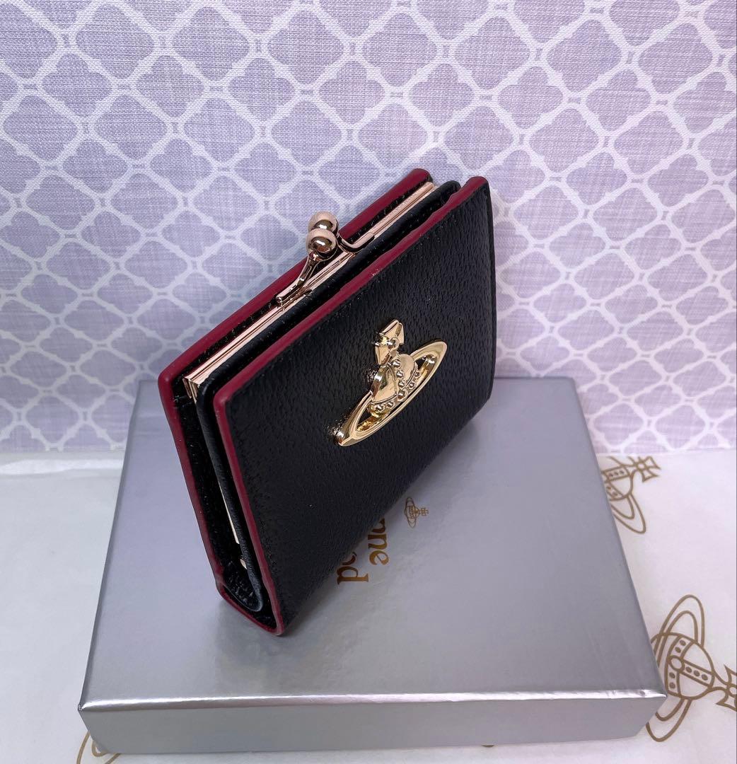 最新☆ショッパー付】高級感 ヴィヴィアン・ウエストウッド 折財布