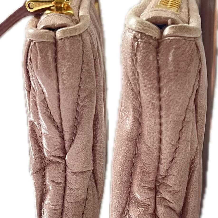 MIUMIU マテラッセ パーティバッグ ポーチ　クラッチバッグ　レザー　ピンク