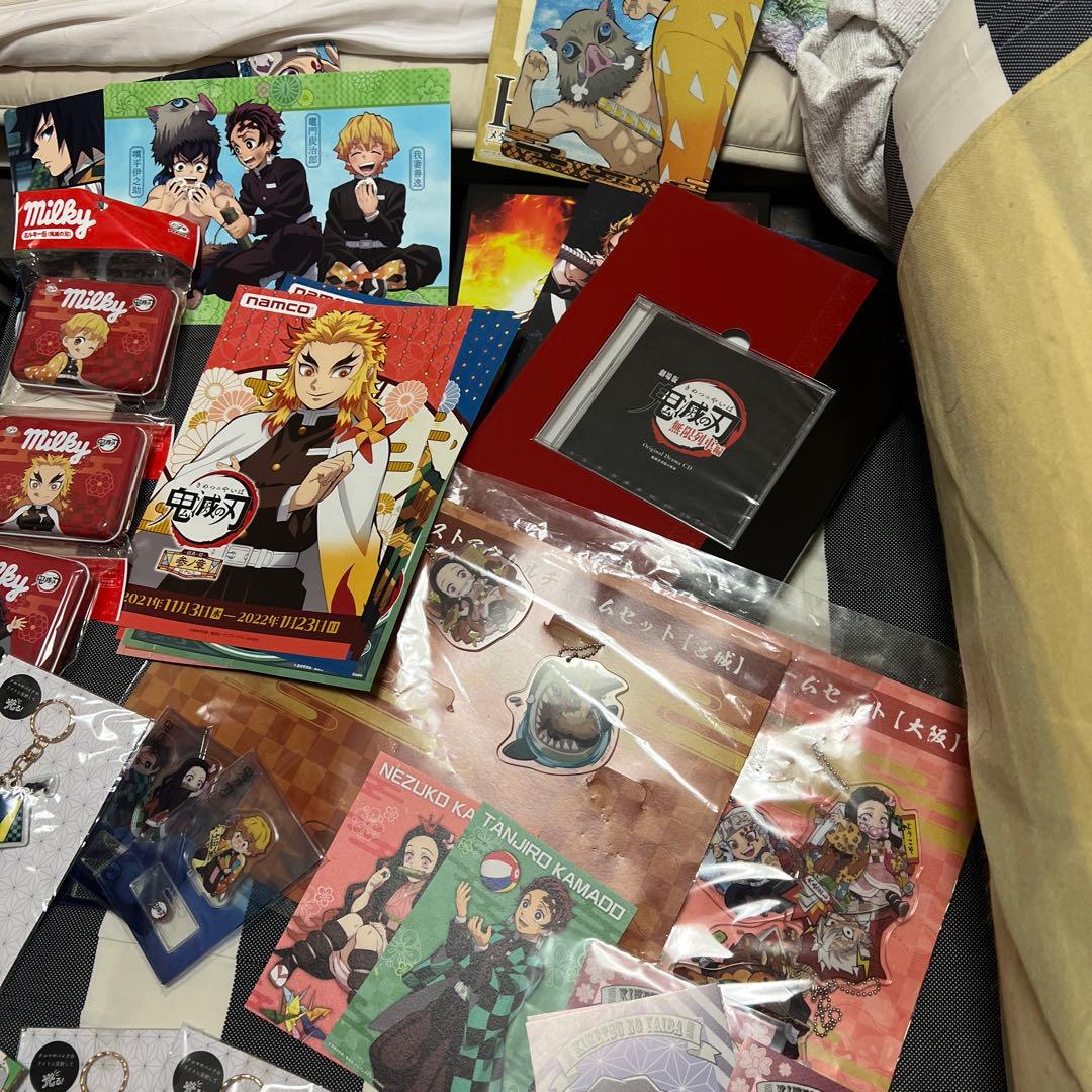 鬼滅の刃　まとめ売　おまけ付　劇場版　冨岡義勇　我妻善逸　時透無一郎　猗窩座