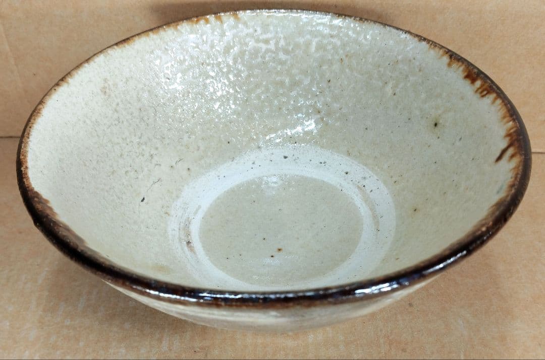 窯変美しい！【本物保証】金城次郎 壷屋焼魚文碗 共箱 栞 美品 人間国宝 壺屋焼