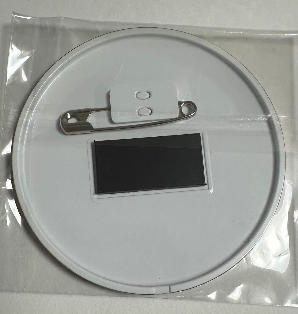 ハイキュー！！J-World 東京　特典 マグネット付きバッジ　日向翔陽