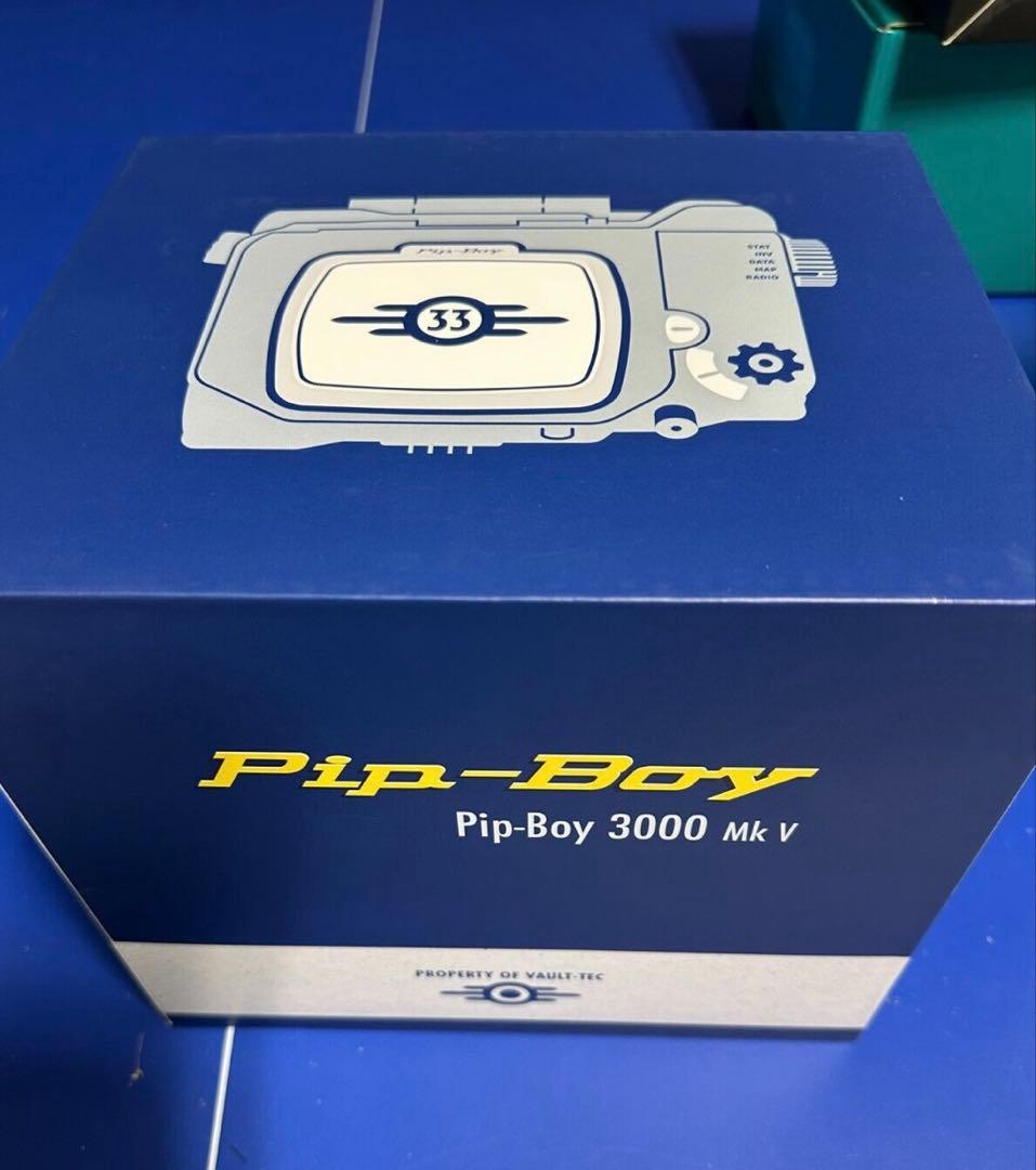 フォールアウト PipBoy 3000 MK V　ダイキャスト製公式レプリカ