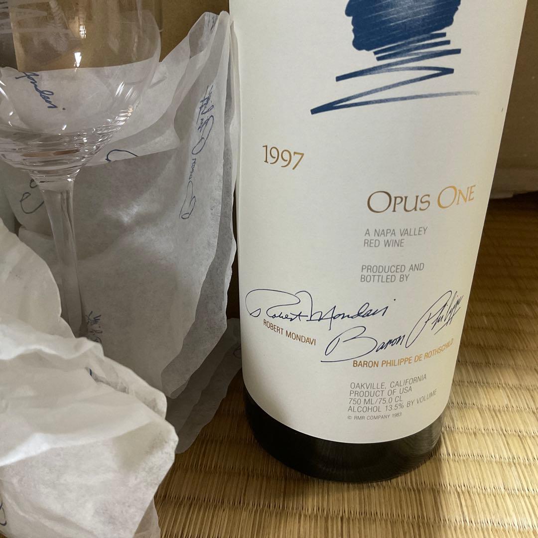 Opus One 1997 (750ml) と リーデルのロゴ入りグラス1個