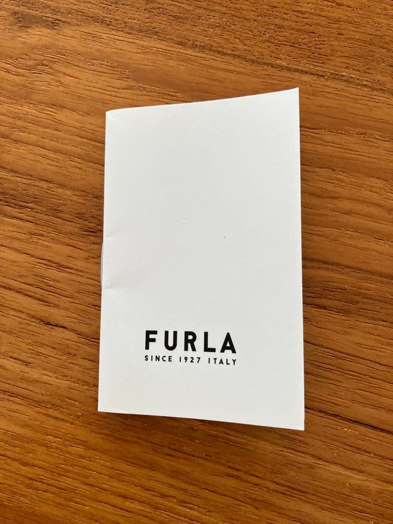 FURLA グレー レザー ショルダーバッグ