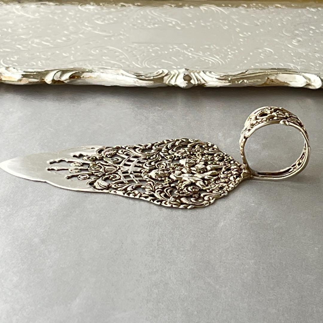 【 Bodemer】 薔薇と天童のケーキサーバー【純銀】11.5cm