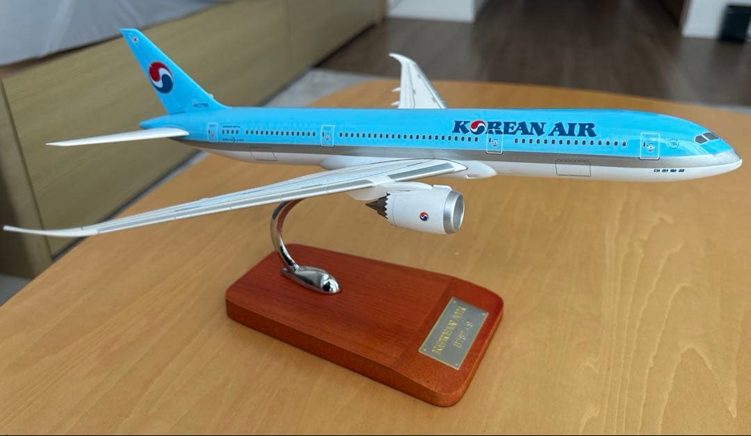 大韓航空BOEING787-9 1/200モデルプレーン