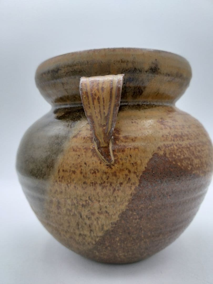 c528 水指 志戸呂 笹耳 広前心斉 替蓋付 遠州七窯