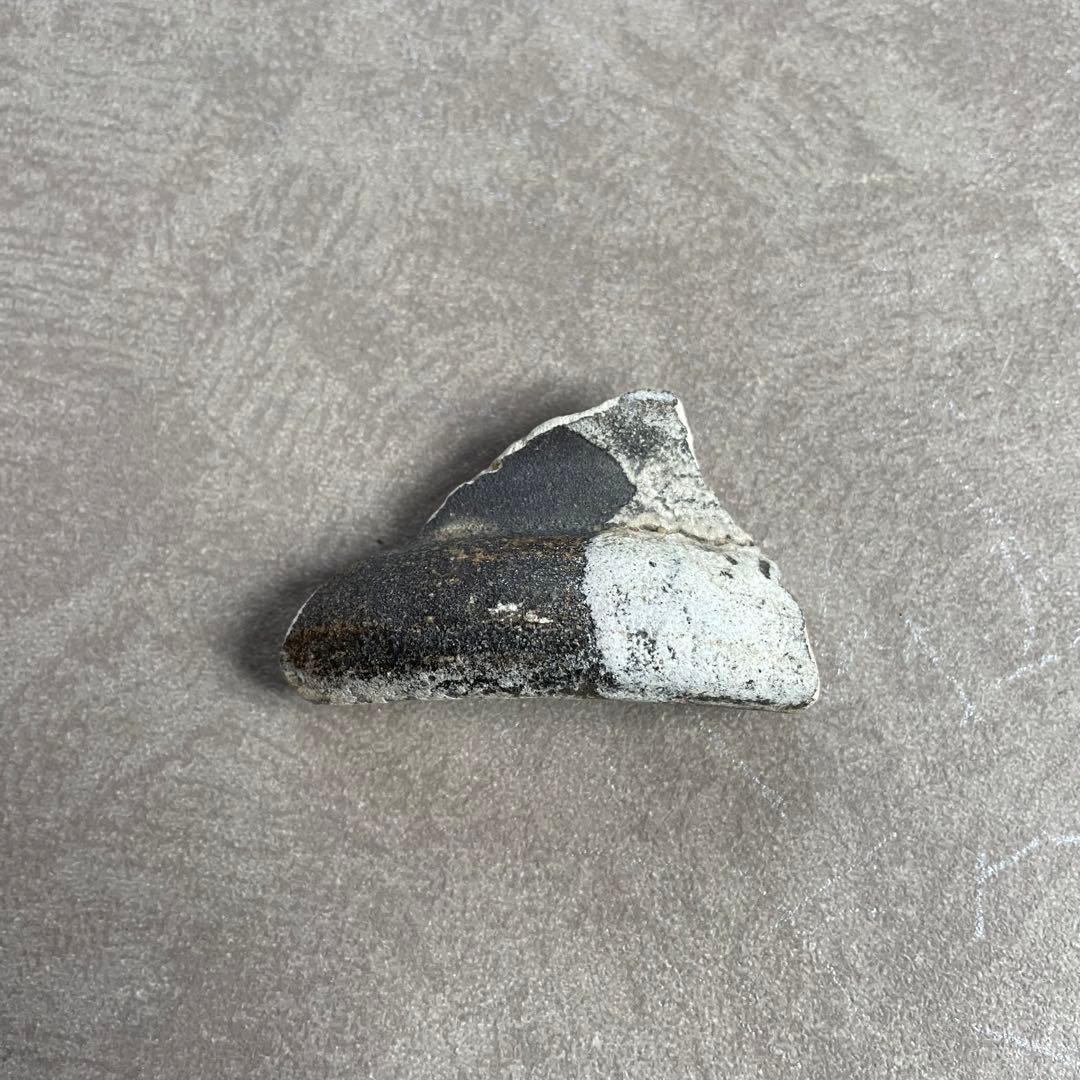 黒織部陶片 桃山 江戸初期 美濃古陶 美濃桃山陶 美濃焼 古陶磁 織部