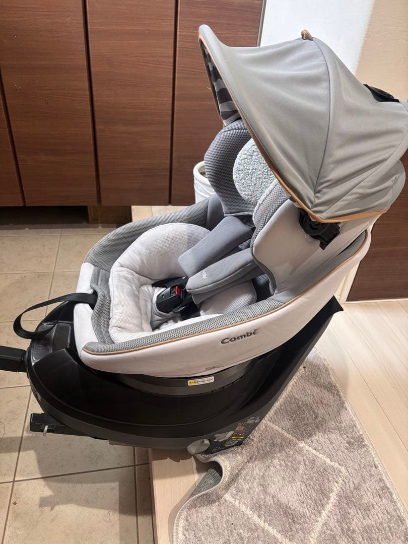 値下げ！コンビ クルムーヴスマートISOFIX チャイルドシートエッグショック