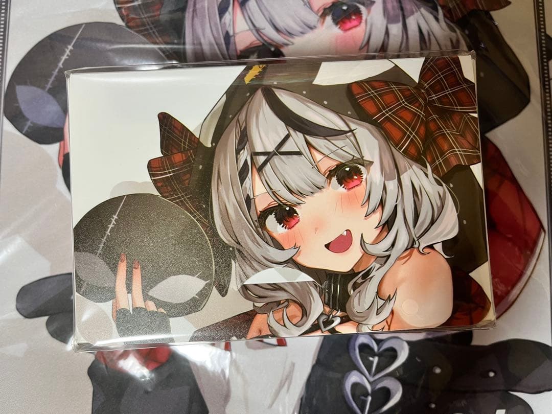 沙花叉クロヱ　サンパン　スリーブ　ケース　プレイマット