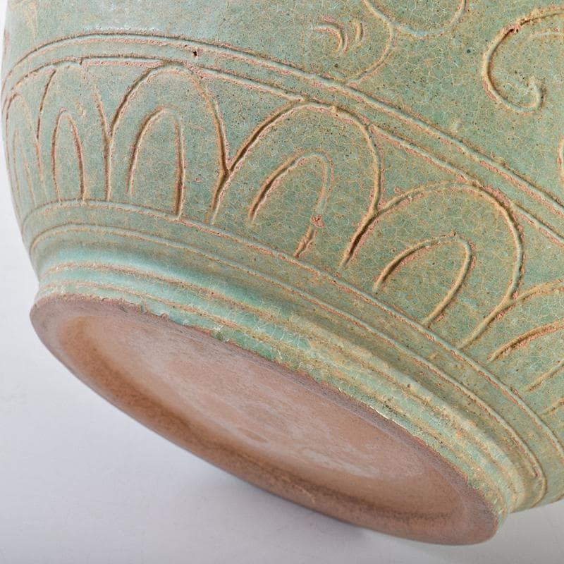 タイ古陶磁　緑釉　刻魚藻文水指　刻花文茶碗　時代箱付　C　R7773B