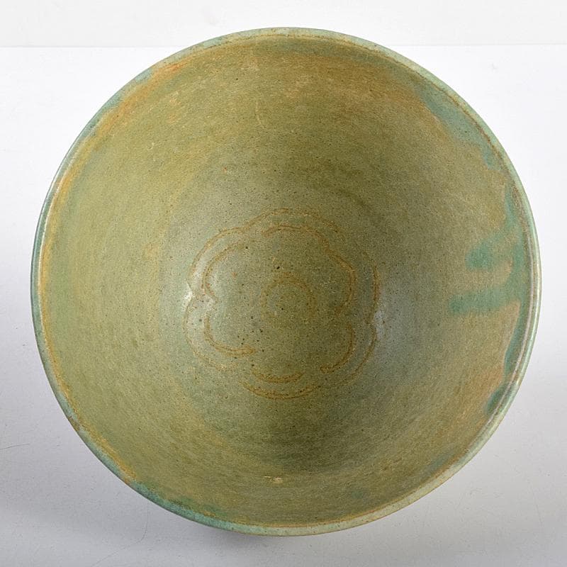 タイ古陶磁　緑釉　刻魚藻文水指　刻花文茶碗　時代箱付　C　R7773B