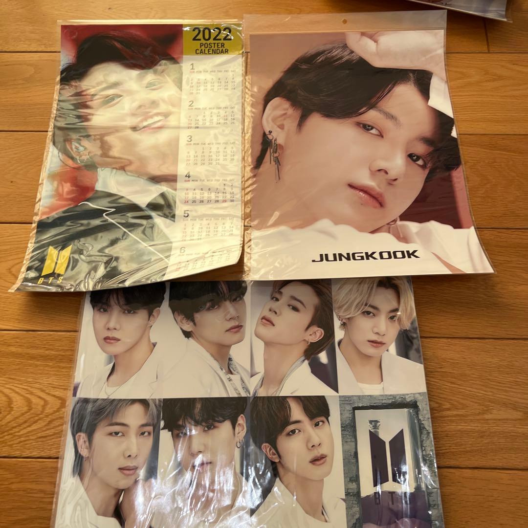 BTSグッズまとめ売り