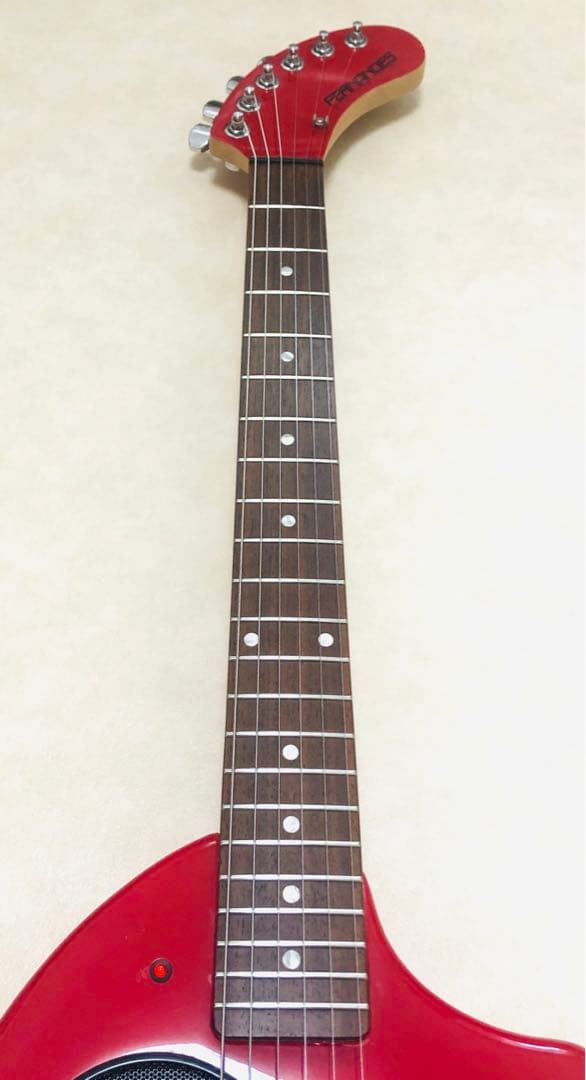 【美品】ZO-3 レッド アンプ内蔵ミニギター 専用ケース付 ぞーさん