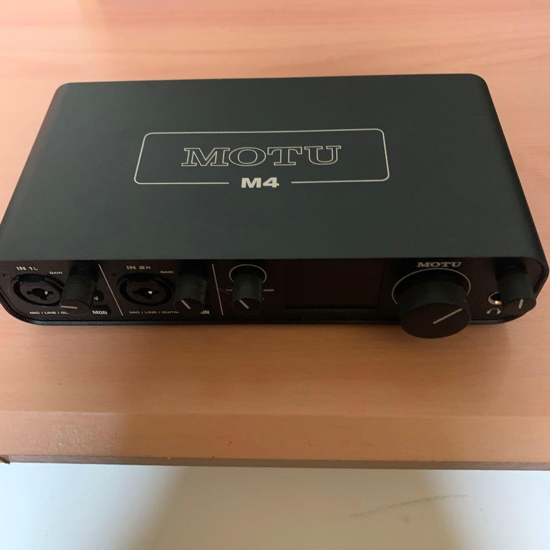 MOTU M4 本体 USBケーブル付 (オーディオインターフェース) 中古