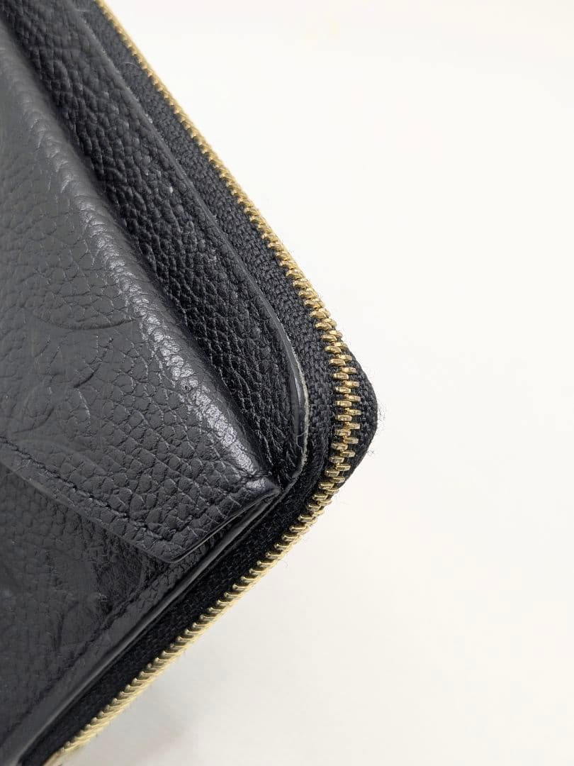 ヴィトン ポルトカルト レクトヴェルソ ケース アンプラント ブラック