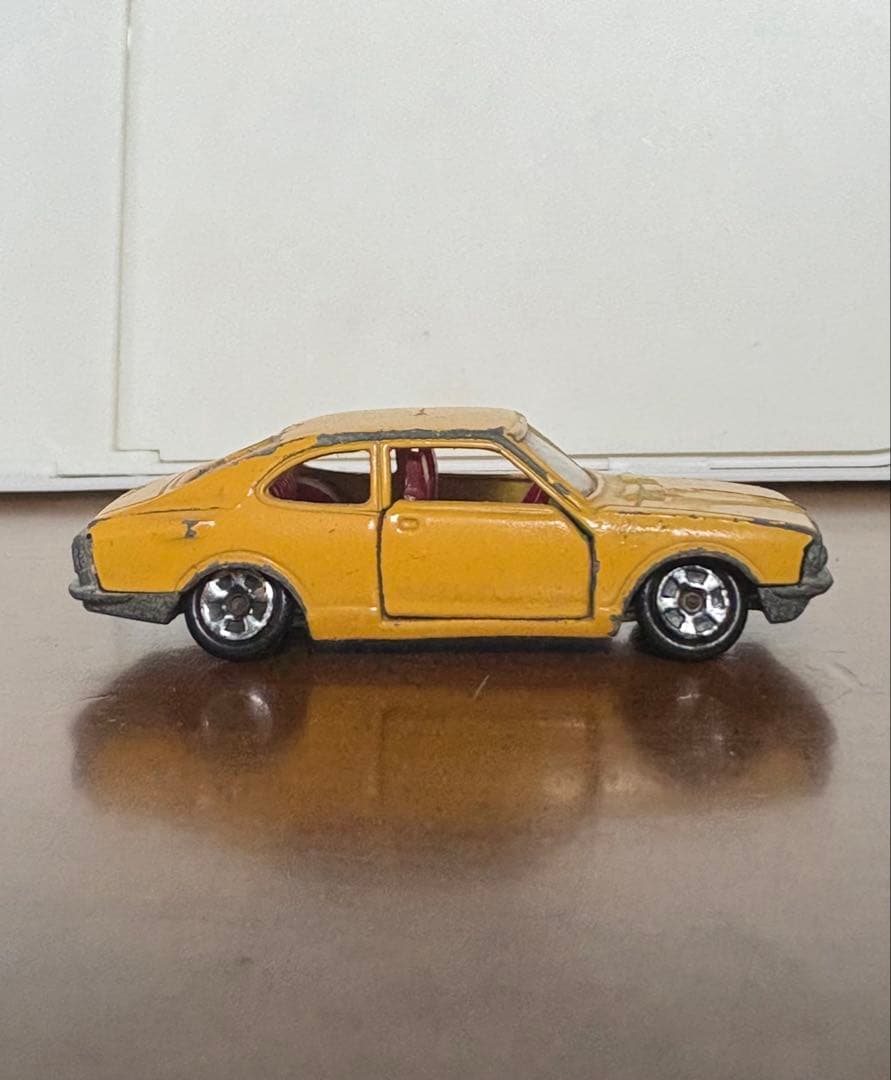 香港トミカ　No.11 トヨタ　スプリンター　1200SL　黒箱 ※匿名配送