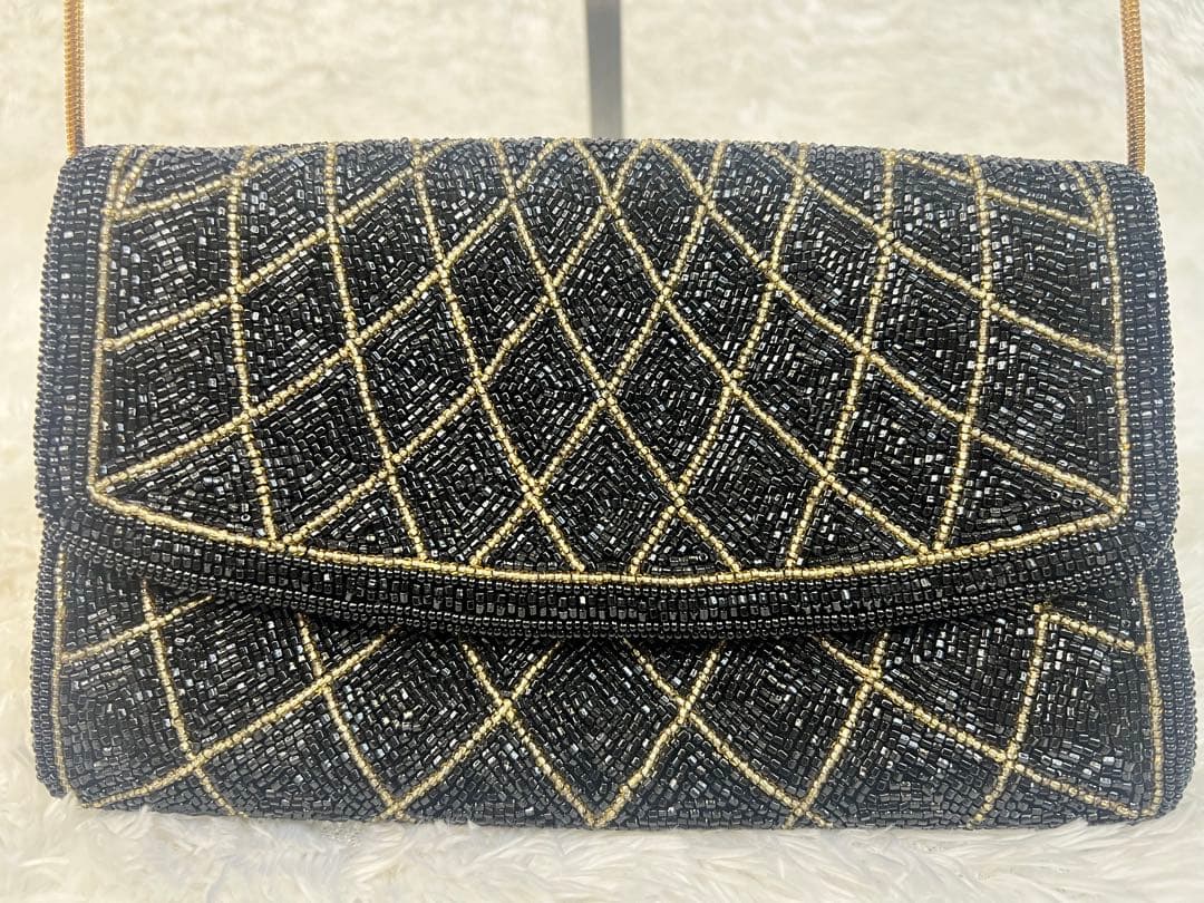 LUMY ルミー はしもと 皇室御用達 ビーズ パーティーバッグ クラッチ 黒