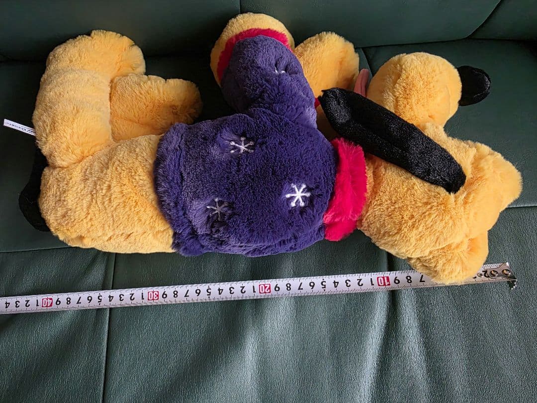 ディズニー　クリスマス2024　プルート　抱き枕　チャーム　 ぬいぐるみ