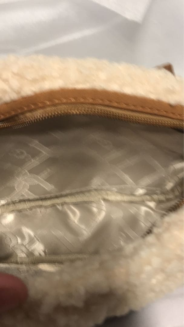 ラスト1枚uggムートンショルダーバッグ