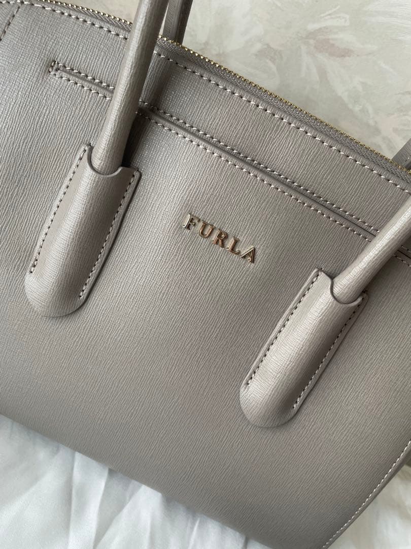 【FURLA】フルラ　テッサ　美品　値下げしました