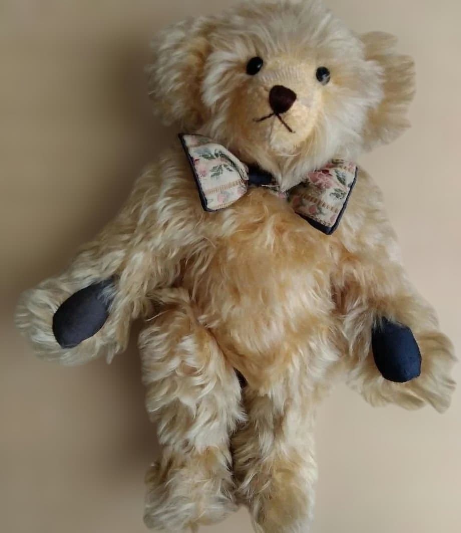 テディベア　（England「ia Vienna」製）