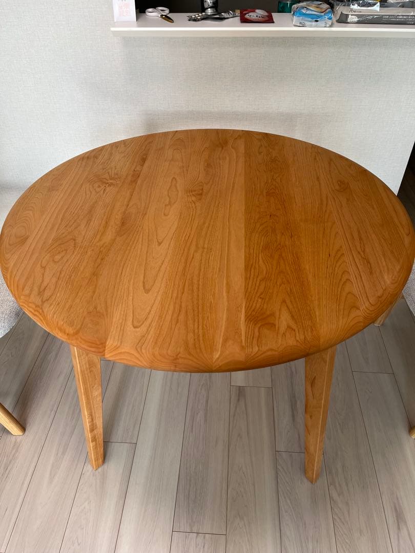 モモナチュラル　円形ダイニングテーブル 直径950mm