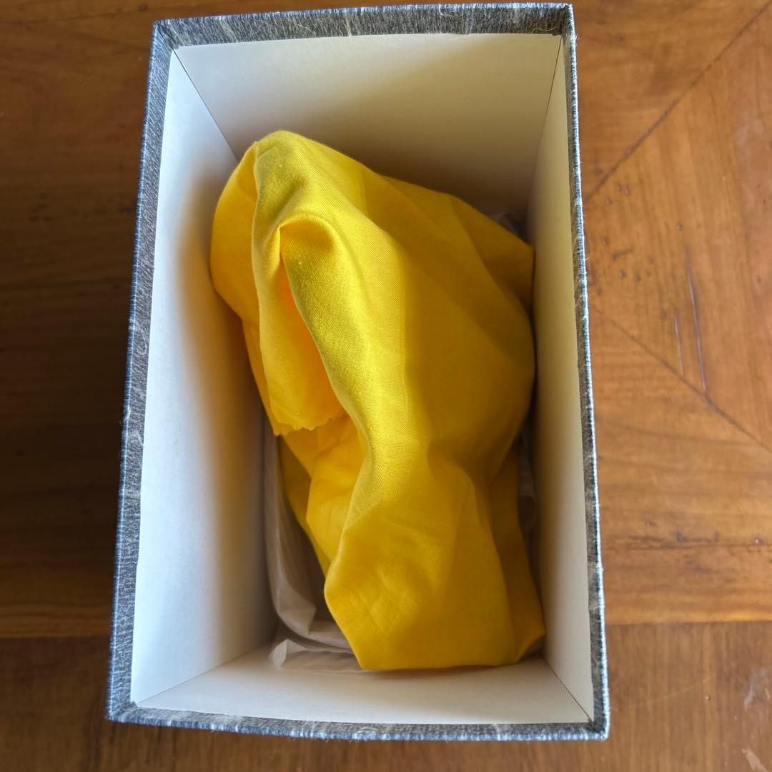 輪島塗り　漆器製の黒い片口酒器　金色の花模様　美品