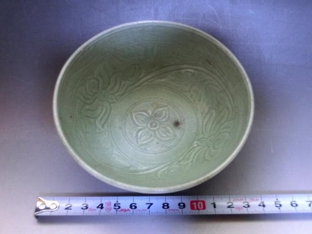 茶碗■古い青磁 唐草 お茶道具 古玩 唐物 中国 古美術 時代物 骨董品■