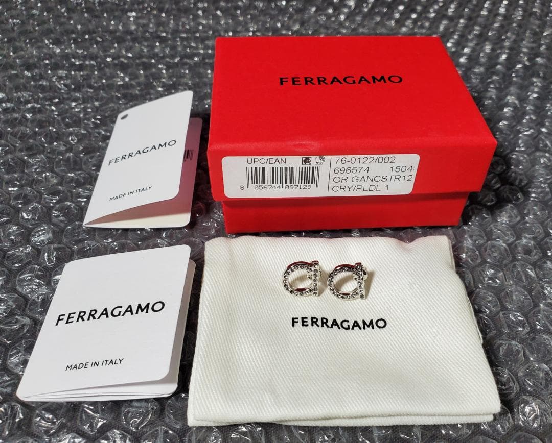 新品] フェラガモ FERRAGAMO ピアス ガンチーニ クリスタル
