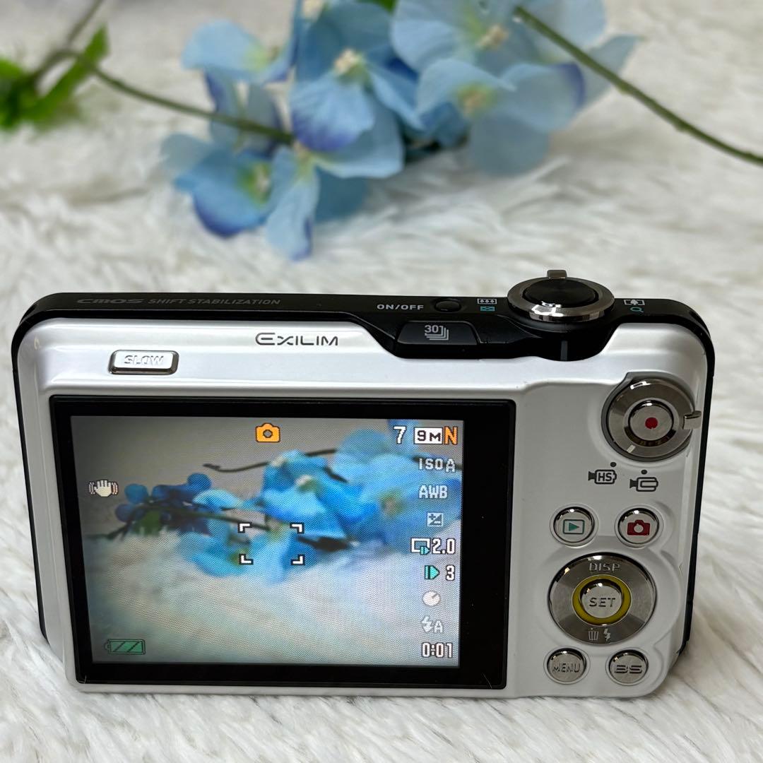 CASIO エクシリム EX-FC100 充電器 箱 ホワイト コンデジ 動作品