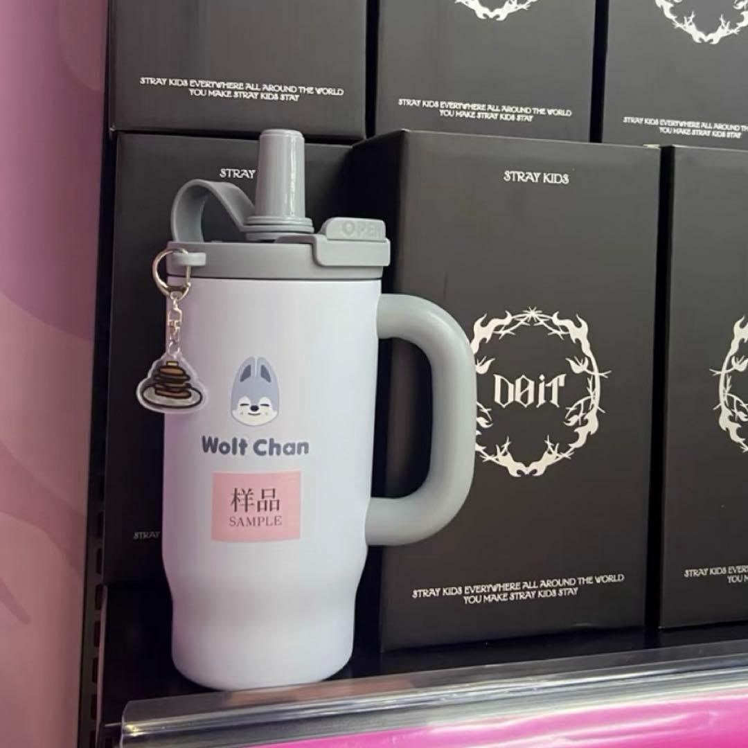 straykids スキズポップアップ yizhiyu バンチャン タンブラー